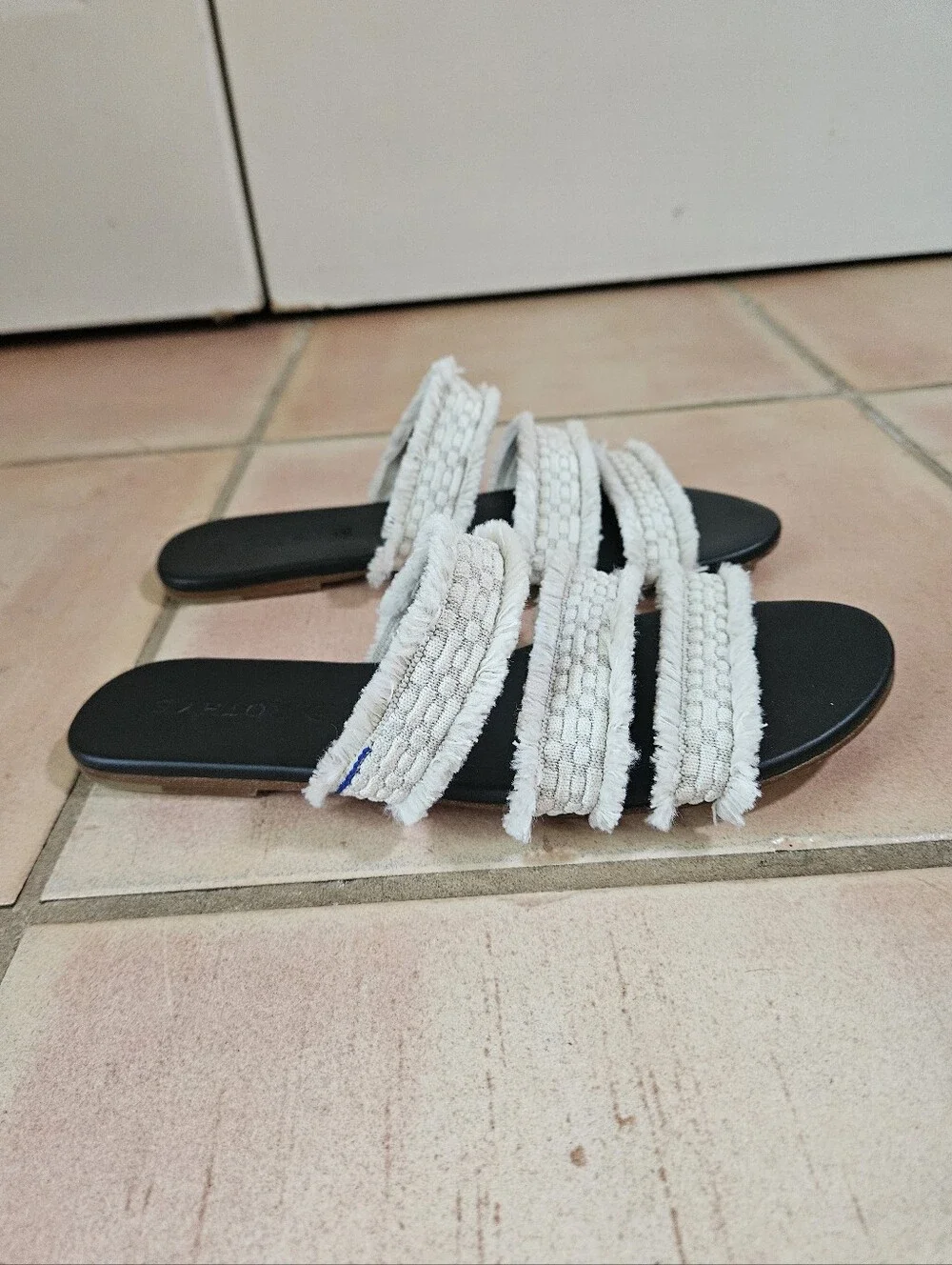 Rothy’s Triple Band Sandals in Seashell Fringe
